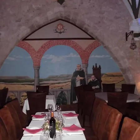 Rural La Enhorcadora * Portillo (Valladolid)